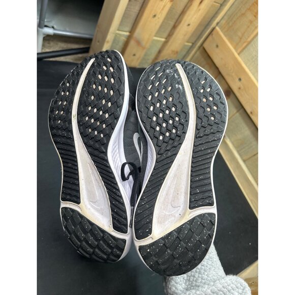 Nike Womens Quest 5 Black/Iron Grey Running Shoes Size 7 DD9291-001 - Picture 9 of 10